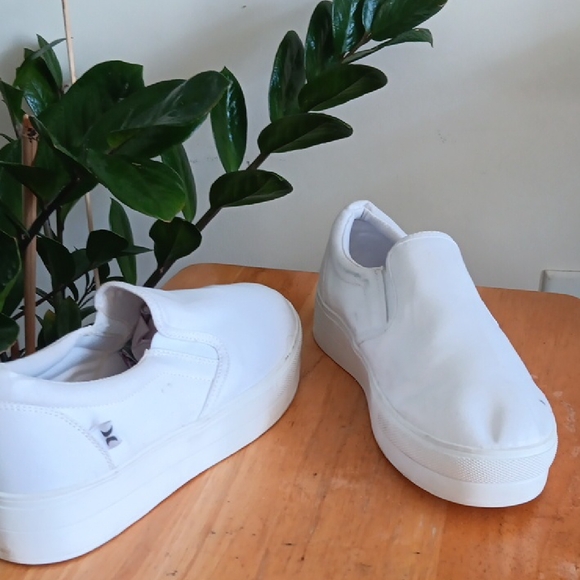 Hurley Shoes - Hurley Slip-On Platform Sneakers Size 10